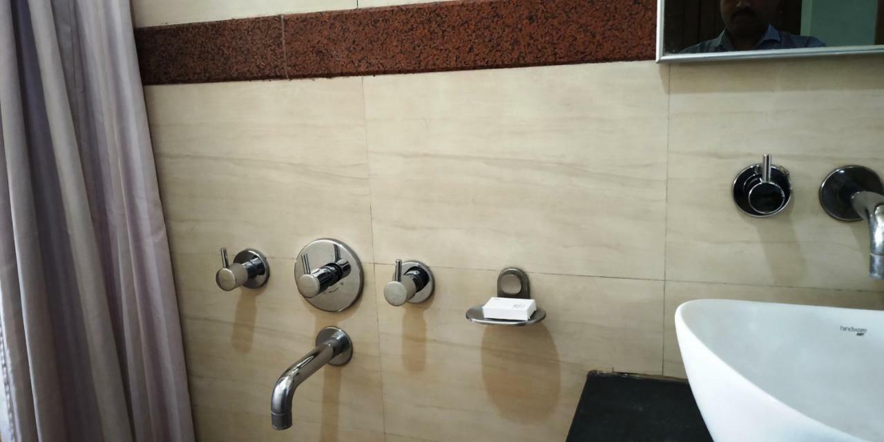 Matrix Inn Pune Luaran gambar