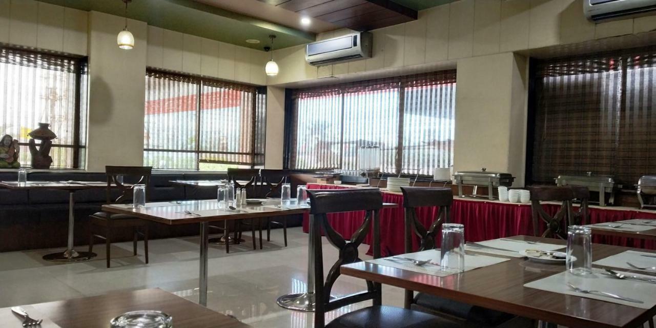 Matrix Inn Pune Luaran gambar